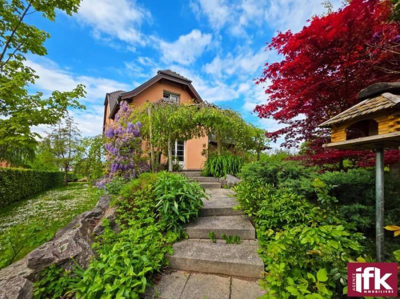 Propriété - 370 m² - 10 pièces