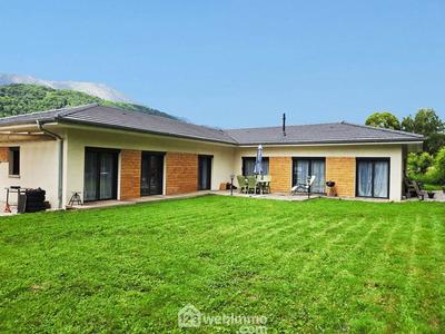 Maison - 135 m² - 5 pièces