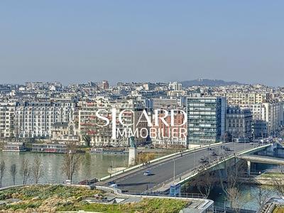 Appartement - 95 m² - 4 pièces