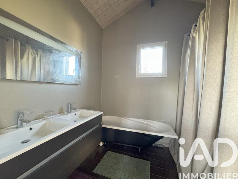 Maison - 130 m² - 5 pièces