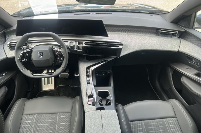 Peugeot 5008 Hybrid 145 E-Dcs6 Gt 360 7pl