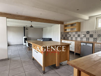 Maison - 85 m² - 2 pièces