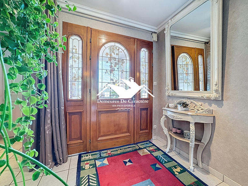 Maison - 215 m² - 7 pièces