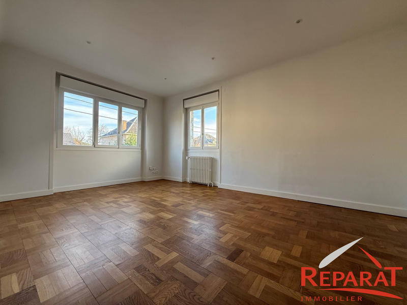 Maison - 101 m² - 5 pièces
