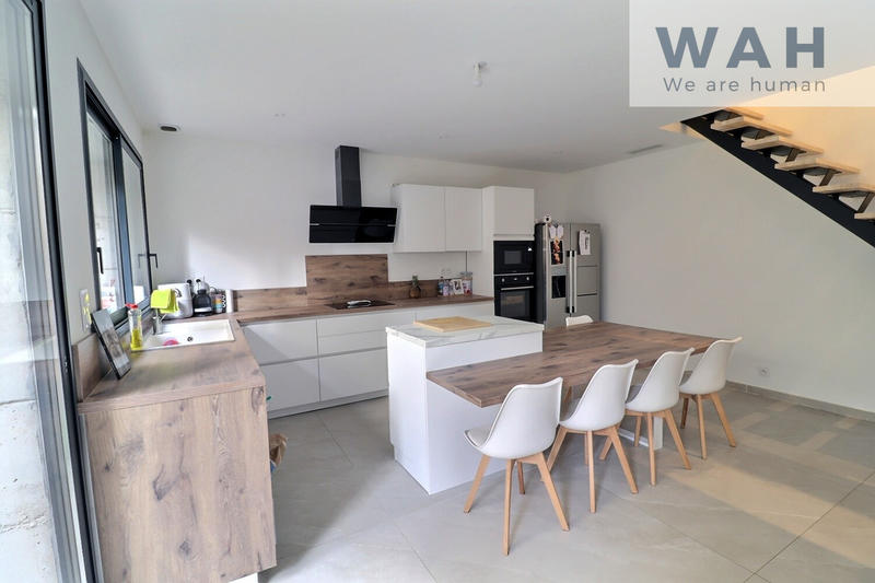 Maison de village - 110 m² - 4 pièces