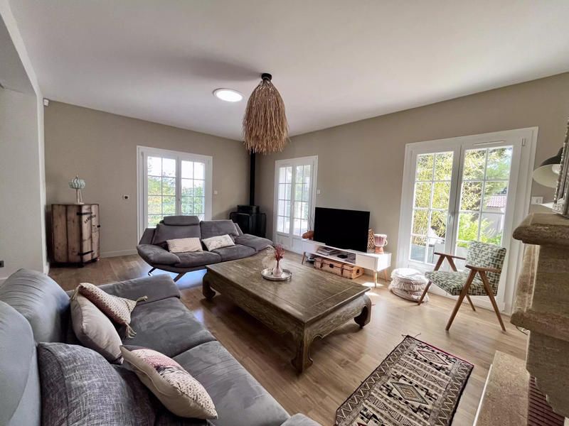 Maison - 170 m² - 6 pièces