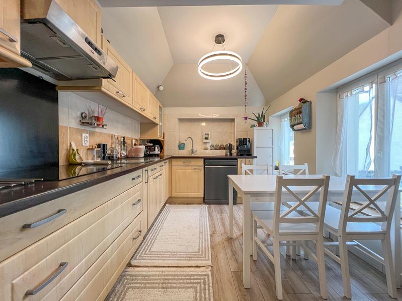 Immeuble - 95 m² - 4 pièces