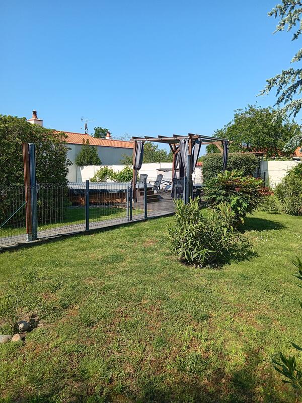 Maison - 167 m² - 8 pièces