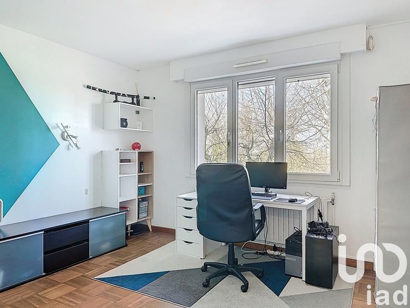 Maison - 180 m² - 8 pièces