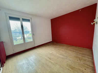 Maison - 170 m² - 8 pièces