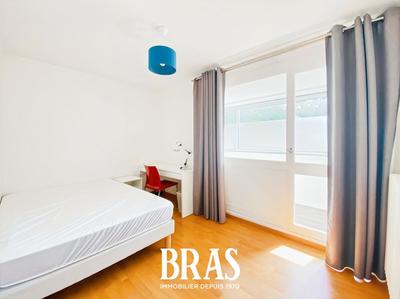 Appartement - 95 m² - 5 pièces