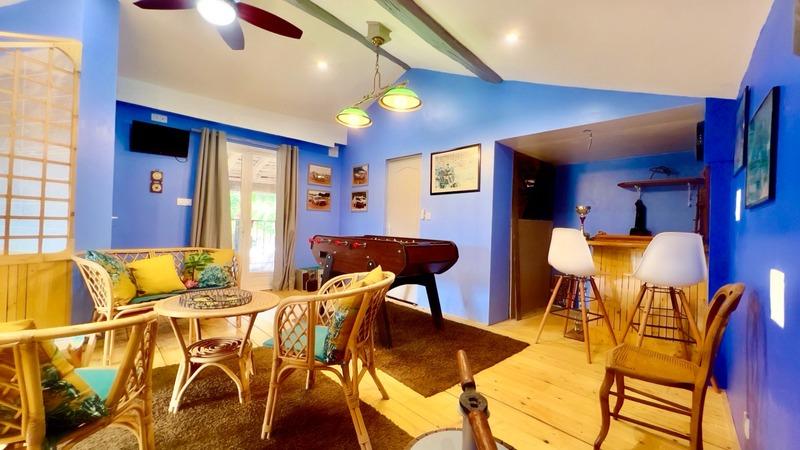 Maison - 170 m² - 5 pièces