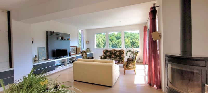 Maison - 250 m² - 9 pièces