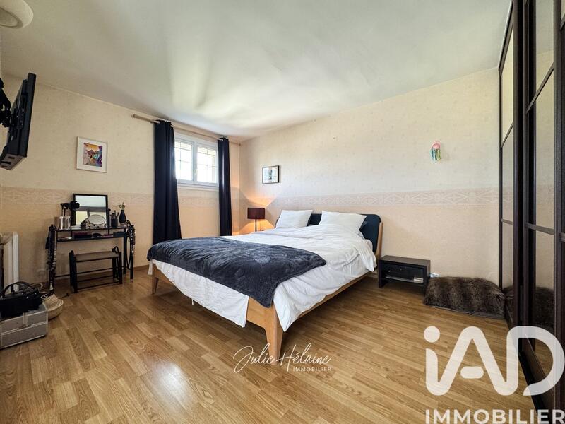 Maison - 140 m² - 7 pièces