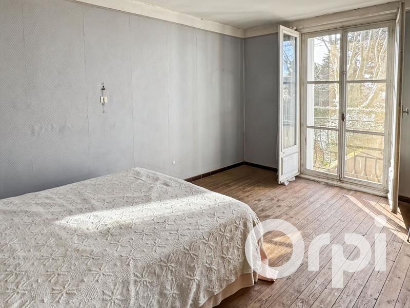 Maison - 166 m² - 7 pièces