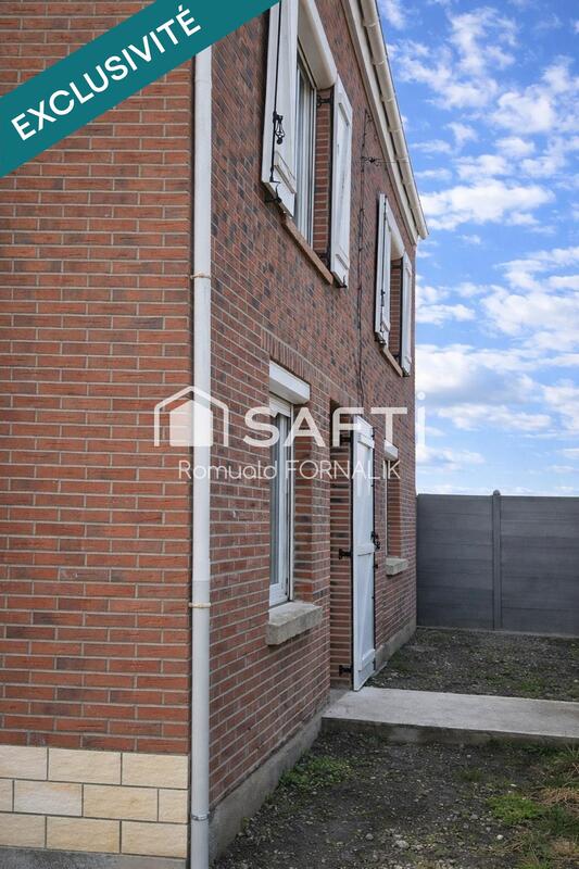 Maison - 80 m² - 5 pièces