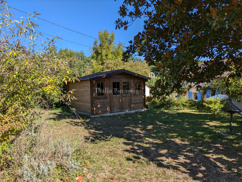 Maison - 213 m² - 7 pièces