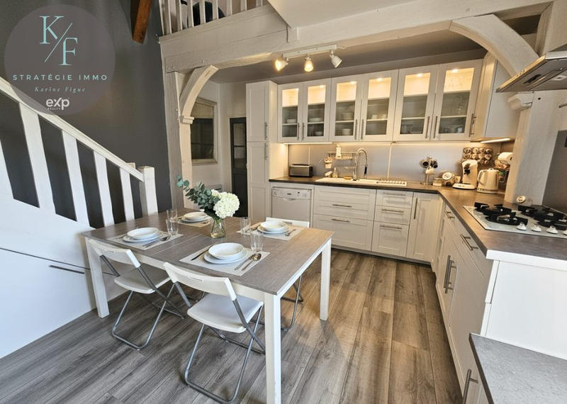 Maison ancienne - 160 m² - 7 pièces