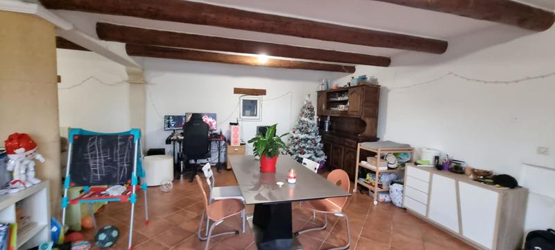 Maison - 210 m² - 9 pièces