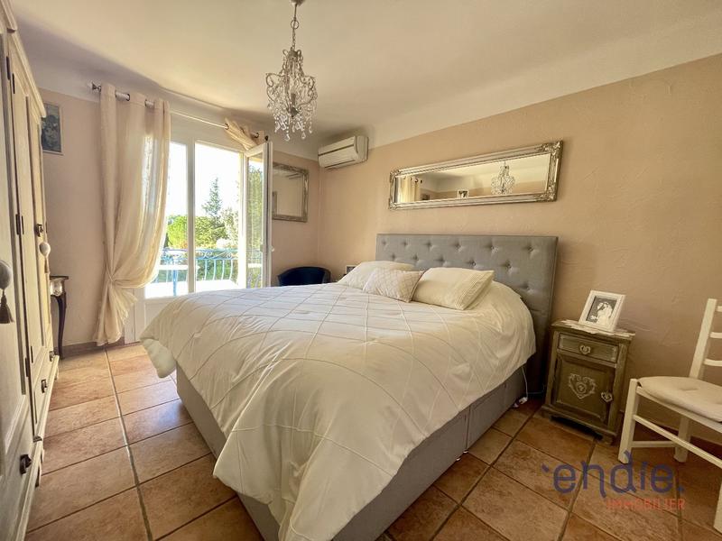 Maison - 188 m² - 6 pièces