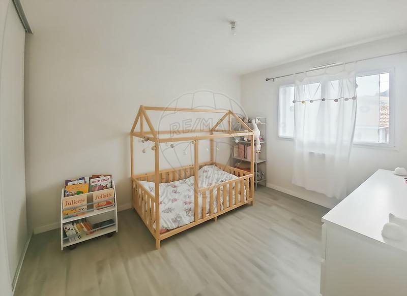 Maison - 100 m² - 4 pièces