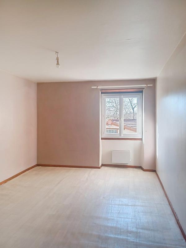 Maison - 102 m² - 4 pièces