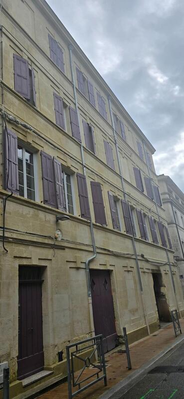 Appartement - 248 m² - 2 pièces