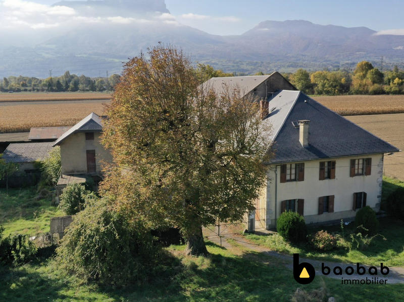 Ferme - 300 m² - 5 pièces