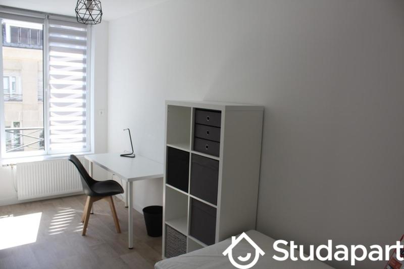 Chambre - 11 m² - 1 pièce