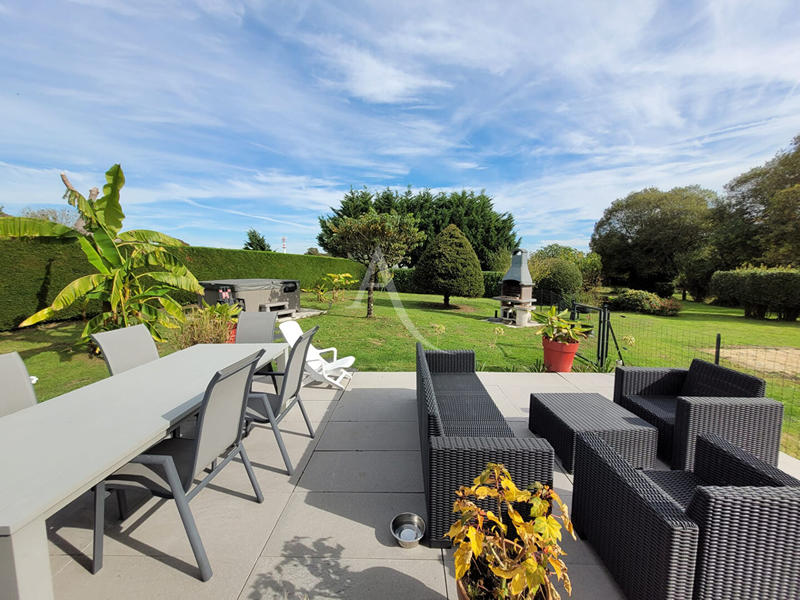 Maison - 160 m² - 5 pièces