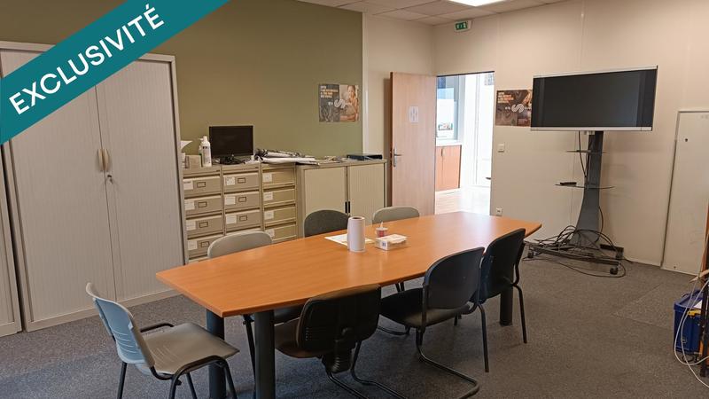 Local commercial - 150 m² - 3 pièces