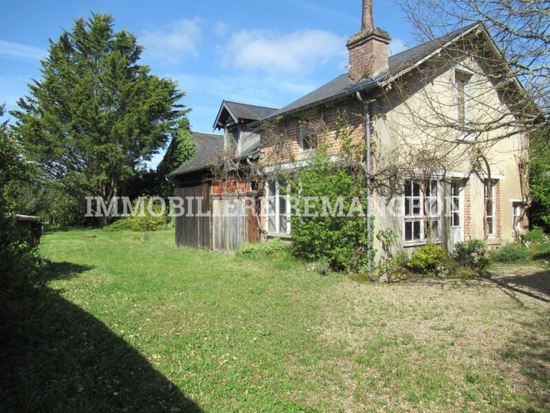 Maison de village - 245 m² - 9 pièces