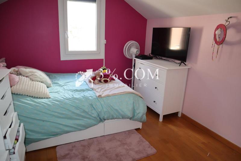 Maison - 96 m² - 4 pièces