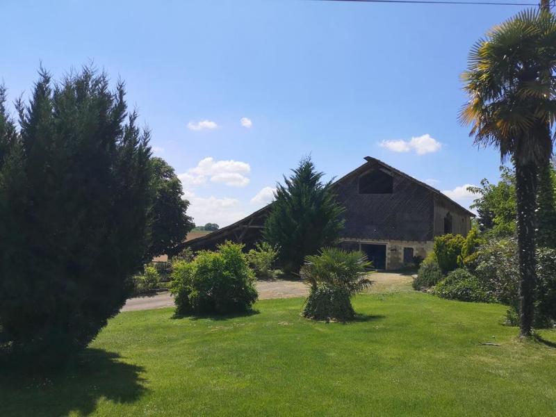 Maison de domaine équestre - 407 m² - 13 pièces