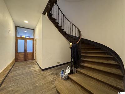 Maison de ville - 230 m² - 11 pièces