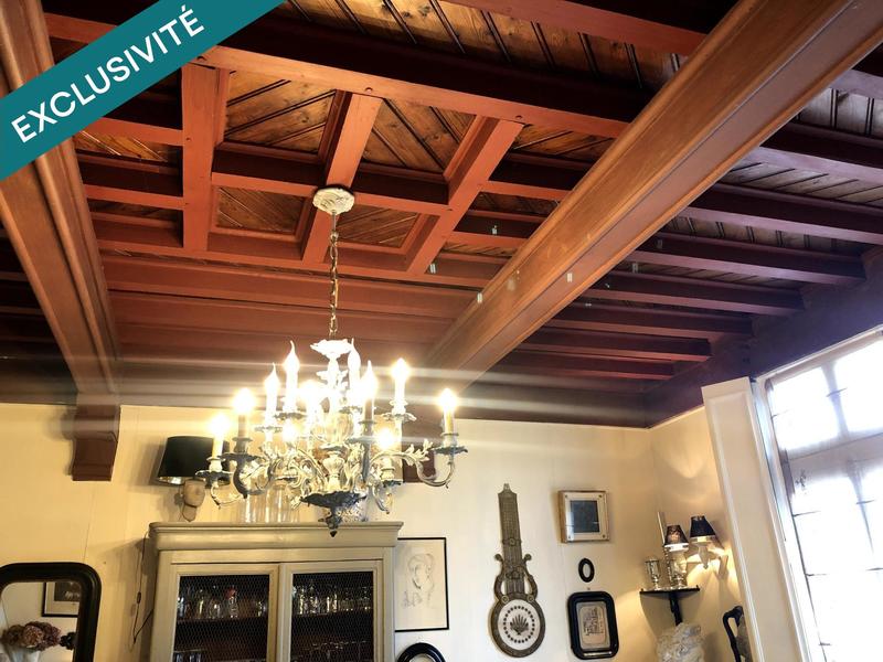 Maison - 225 m² - 9 pièces