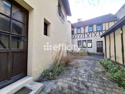 Demeure - 349 m² - 11 pièces