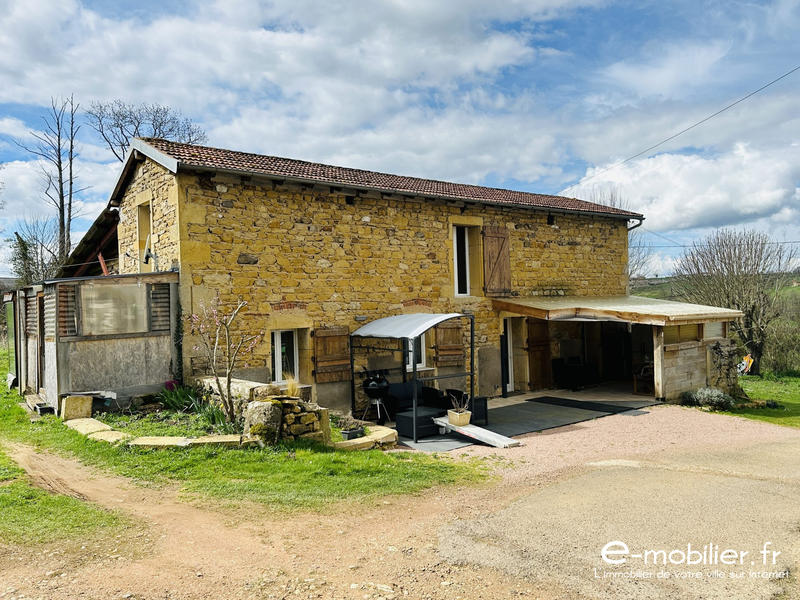 Maison - 299 m² - 12 pièces