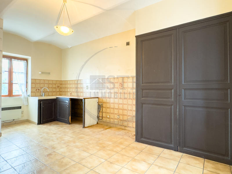 Maison de village - 142 m² - 8 pièces