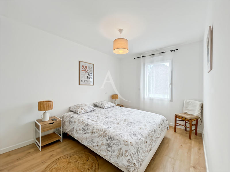 Maison - 93 m² - 4 pièces