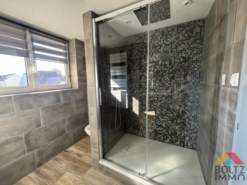 Maison - 155 m² - 6 pièces