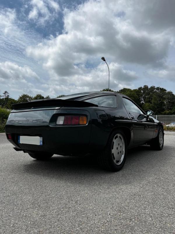 Porsche 928 s