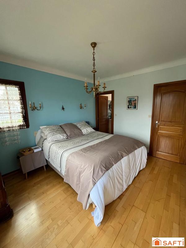 Maison - 152 m² - 7 pièces