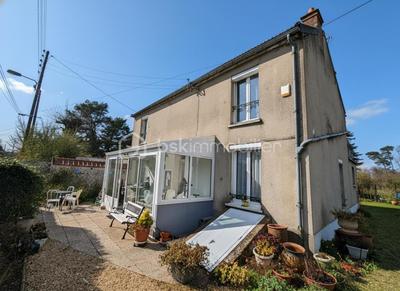 Maison traditionnelle - 141 m² - 5 pièces