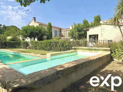 Maison - 300 m² - 7 pièces