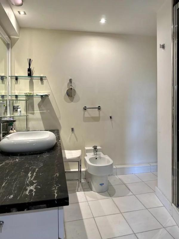 Appartement - 130 m² - 3 pièces