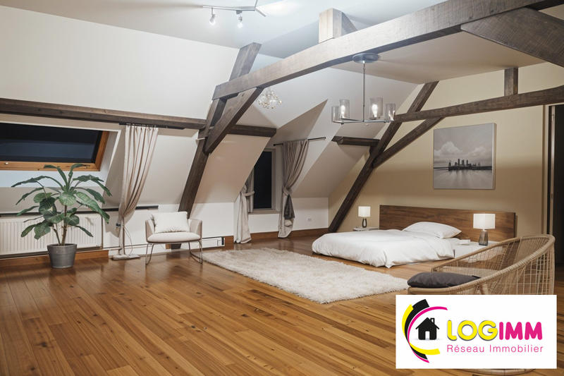 Maison ancienne - 258 m² - 8 pièces