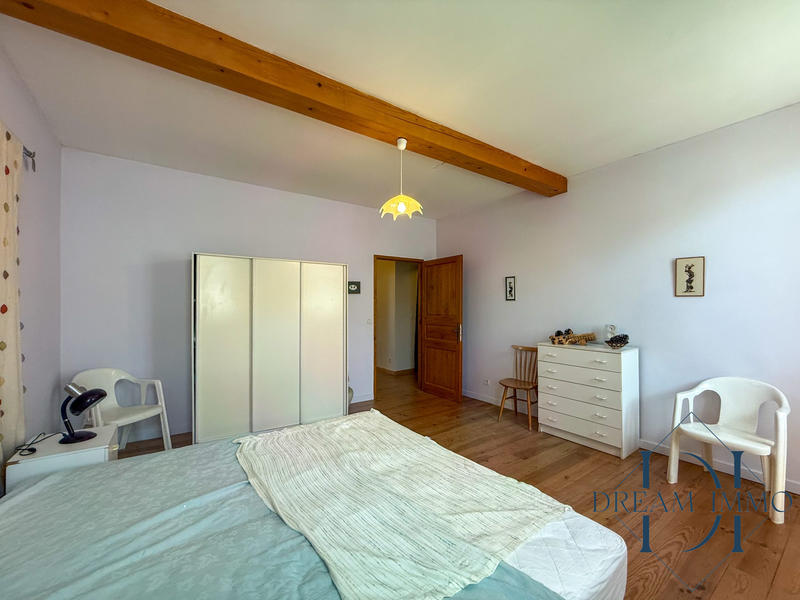 Maison ancienne - 240 m² - 6 pièces