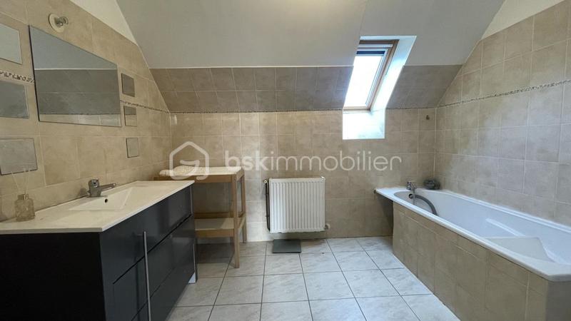 Maison traditionnelle - 129 m² - 5 pièces