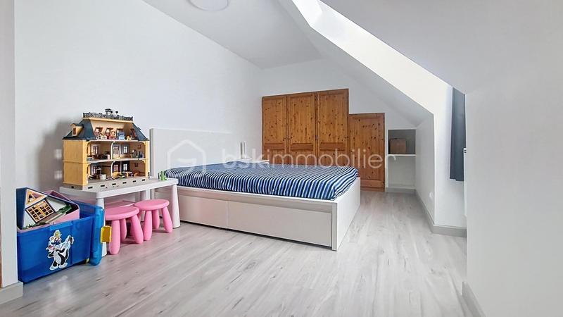 Maison - 130 m² - 7 pièces